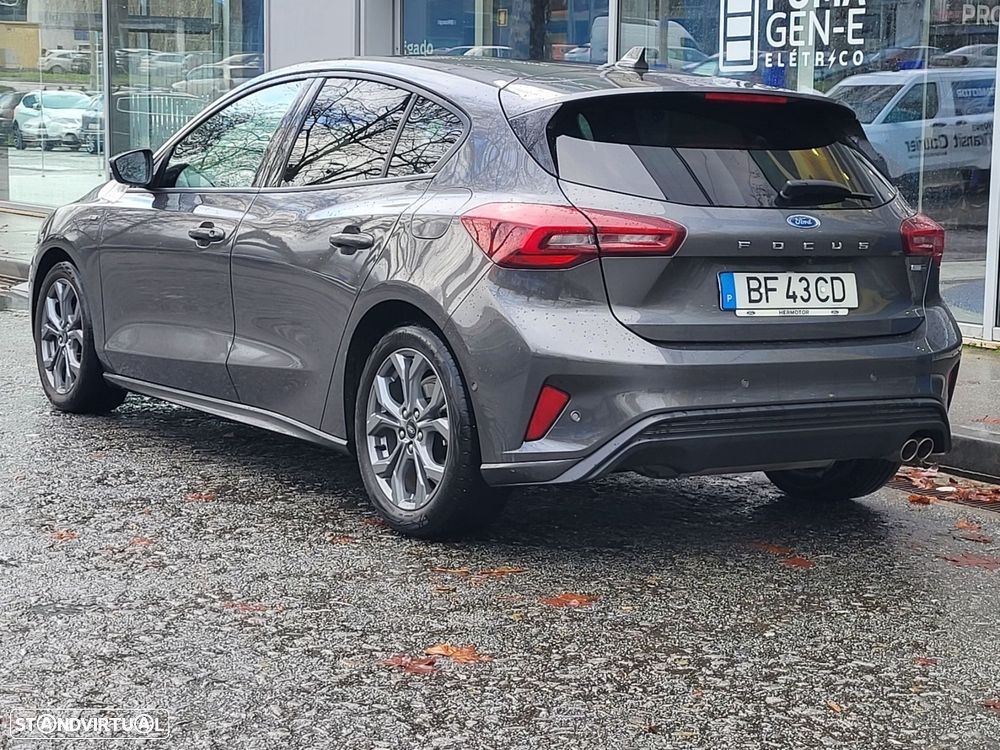 Ford Focus 1.0 EcoBoost MHEV ST-Line X - 5