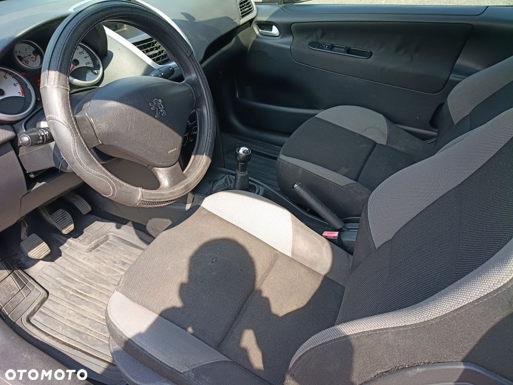 Peugeot 207 - 5