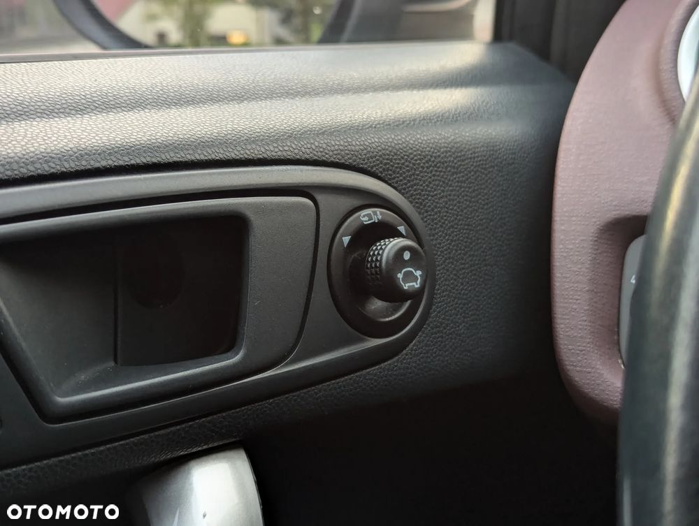 Ford Fiesta 1.4 Ghia EU5 - 18