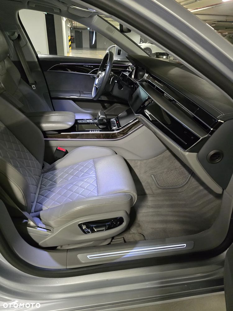 Audi A8 - 13