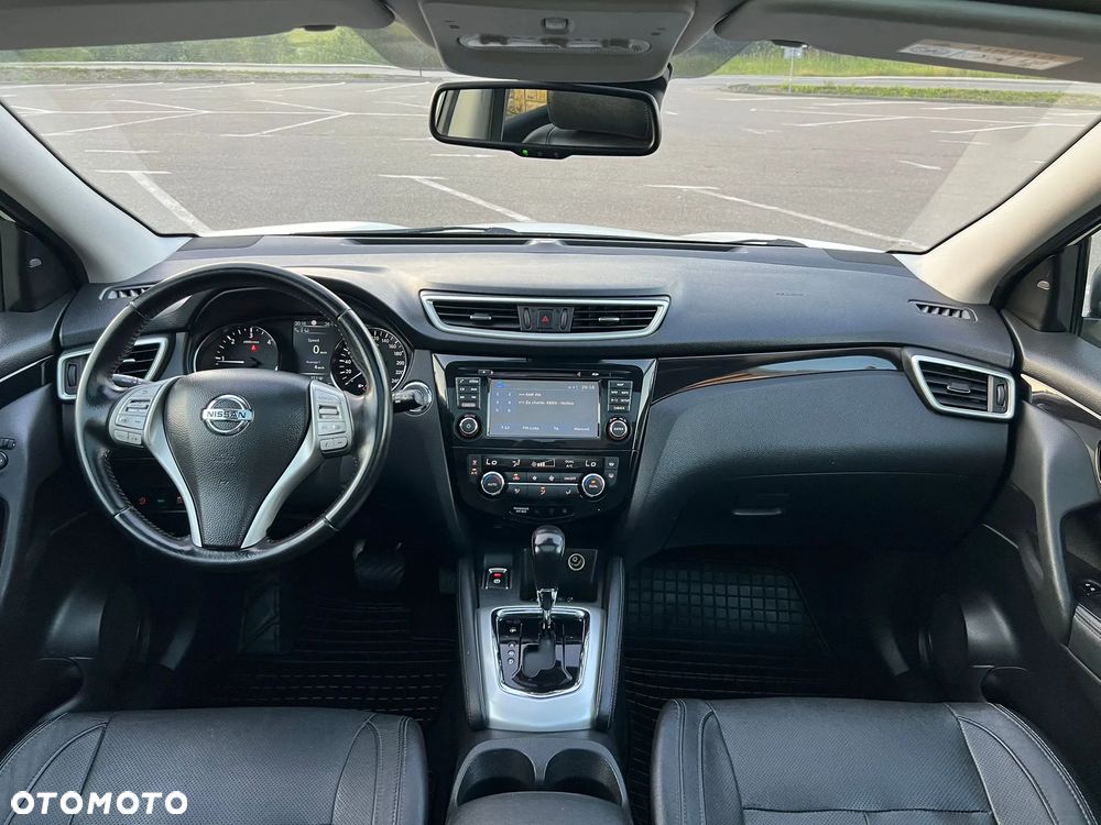 Nissan Qashqai 1.6 DCi Xtronic ACENTA - 25