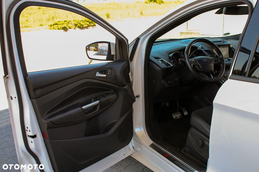 Ford Kuga 2.0 TDCi AWD ST-Line - 22