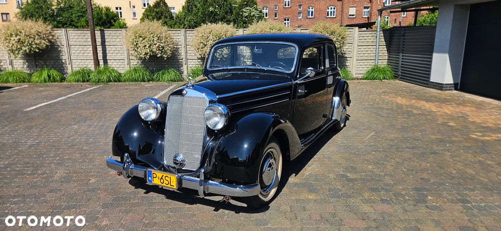 Mercedes-Benz Inny - 1
