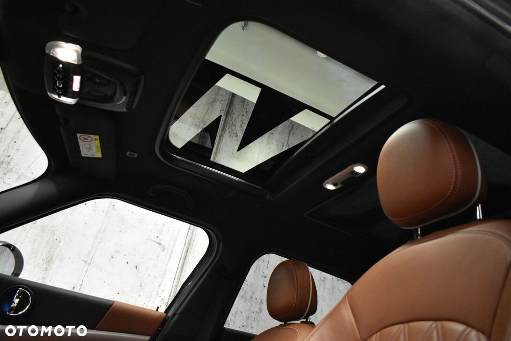 MINI John Cooper Works - 10