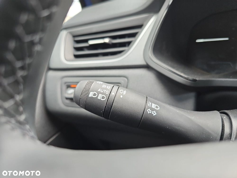 Renault Captur 1.0 TCe Techno - 34