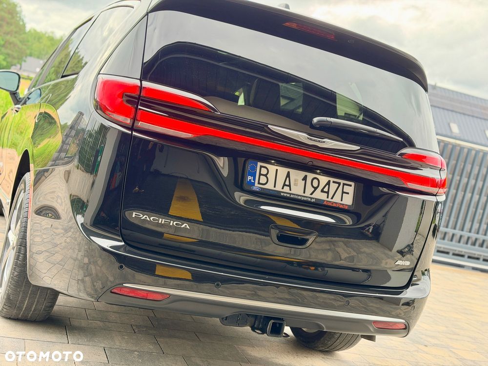 Chrysler Pacifica - 8