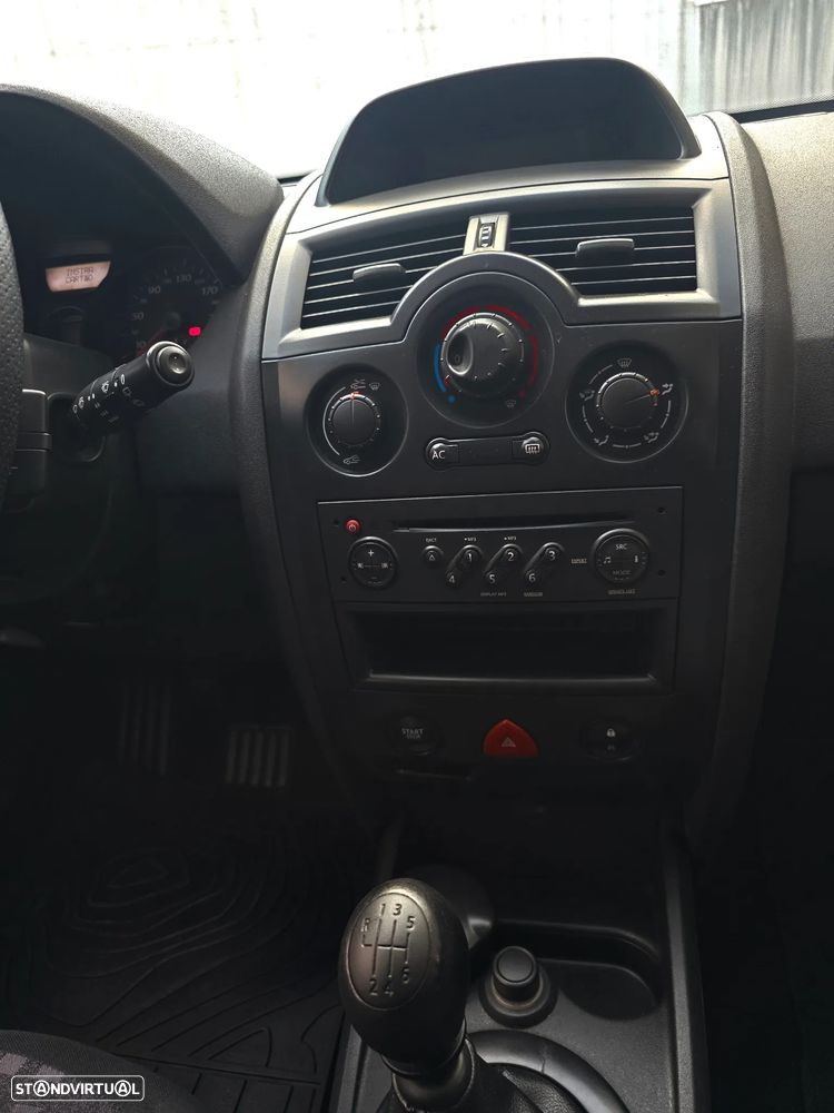 Renault Megane Van - 46
