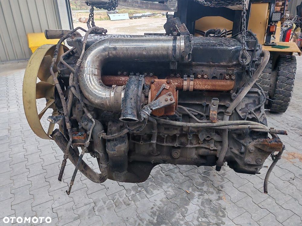 SILNIK KOMPLETNY IVECO CURSOR 13 315KW 430KM EURO 2 - 1