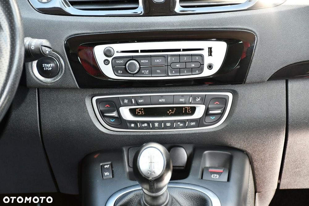 Renault Grand Scenic Energy TCe 130 S&S Bose Edition - 26