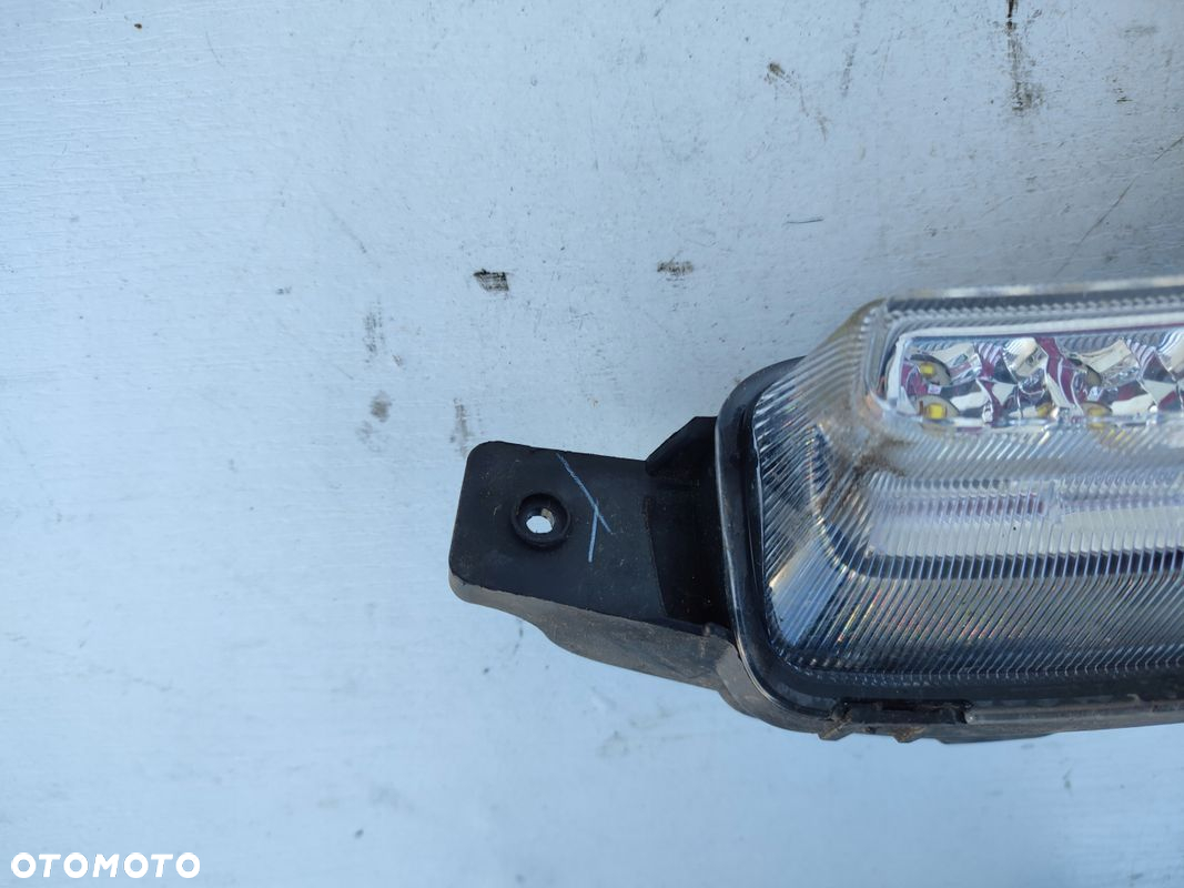 Lampa lewa DRL do jazdy dziennej LED HYUNDAI I10 II EUROPA 92201-B901 - 2