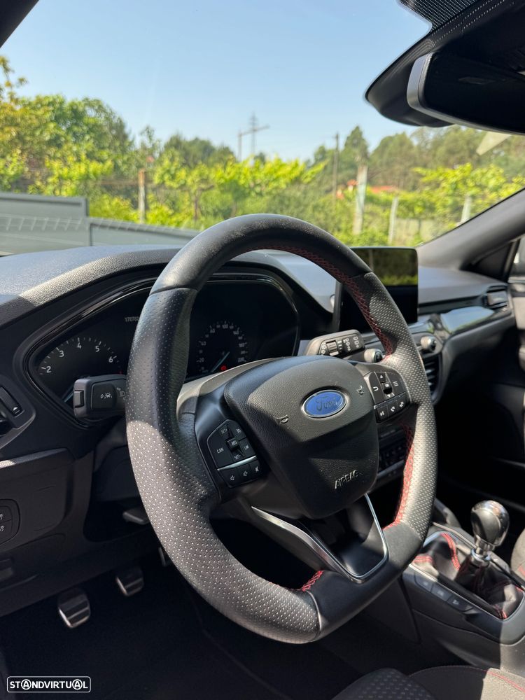 Ford Focus 1.0 EcoBoost MHEV ST-Line - 6