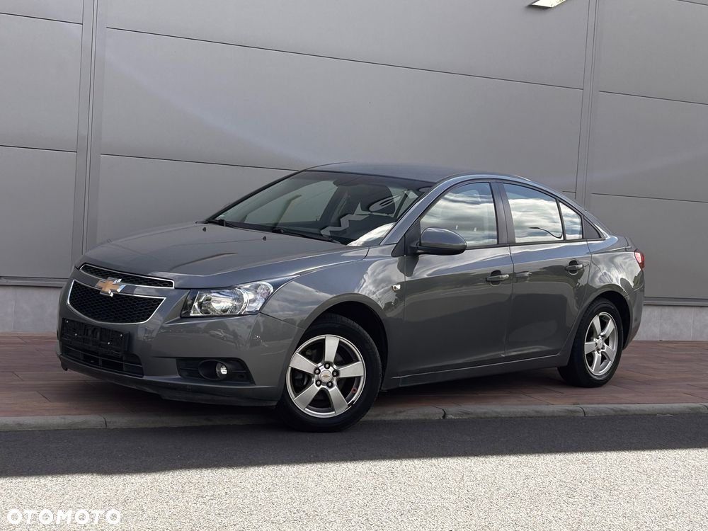 Chevrolet Cruze 1.8 LT - 13