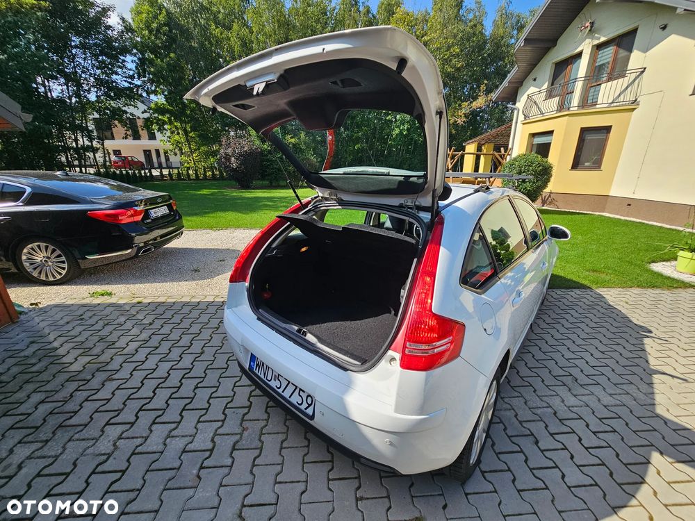Citroën C4 1.6 HDi Advance - 9