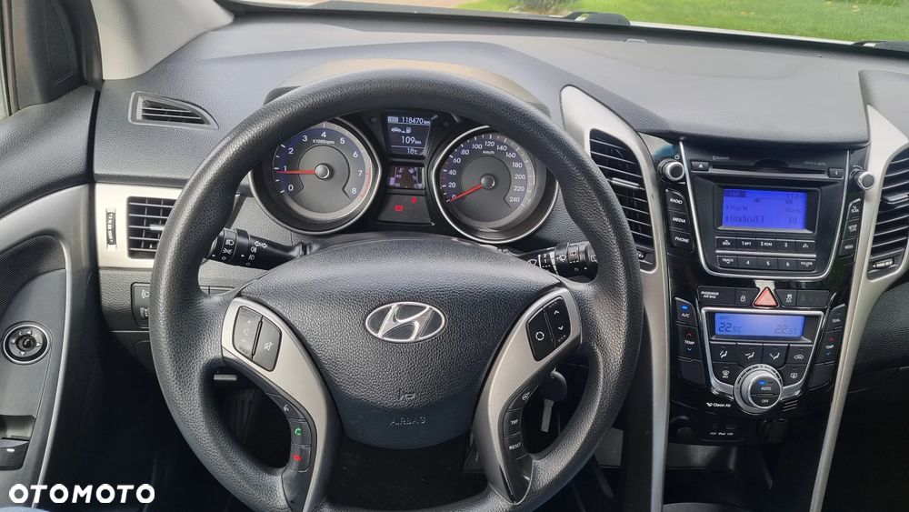 Hyundai i30 1.4 Intro Edition - 28
