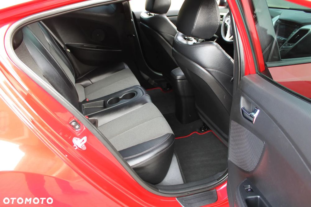 Hyundai Veloster - 30