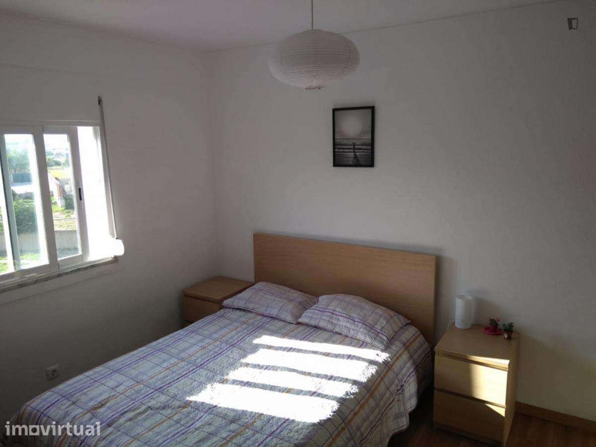 Quarto - localizado em Chelas Lisbon - Grande imagem: 2/14