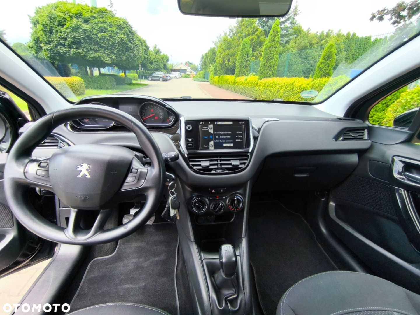 Peugeot 208 1.6 e-HDi Allure STT - 4