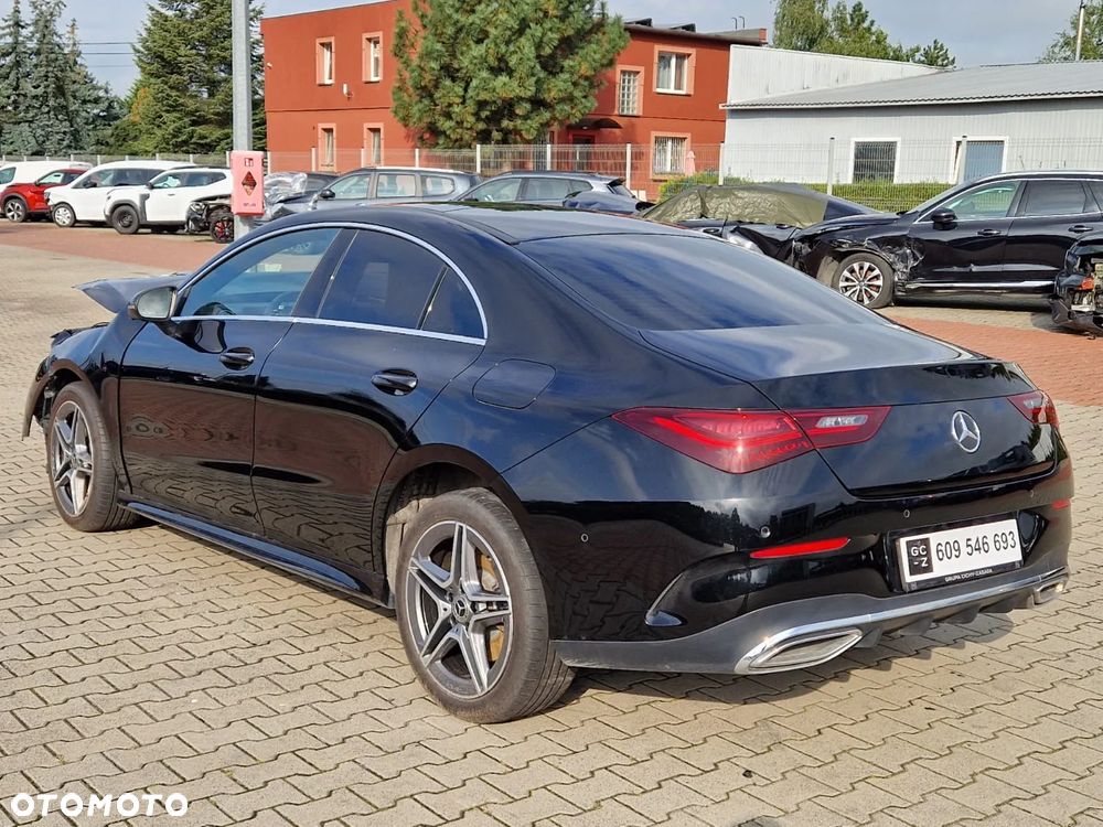 Mercedes-Benz CLA 250 E AMG Line 8G-DCT - 2