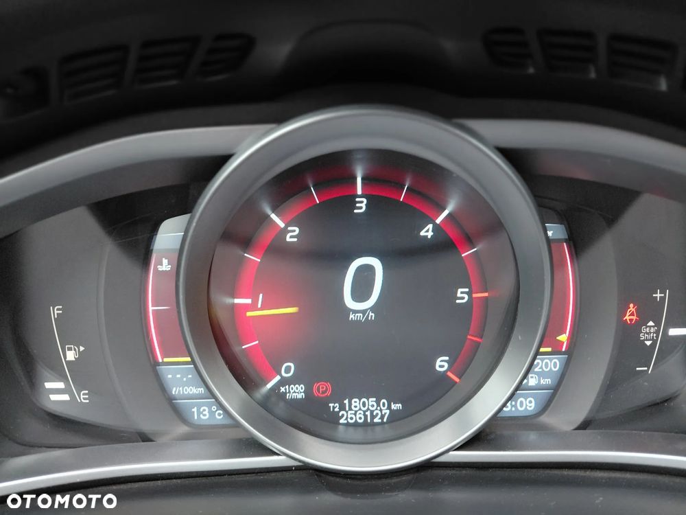 Volvo V40 D2 - 3