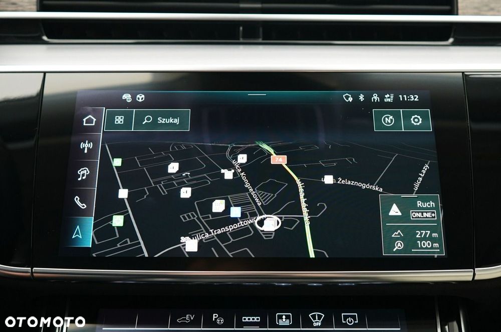 Audi A8 - 35