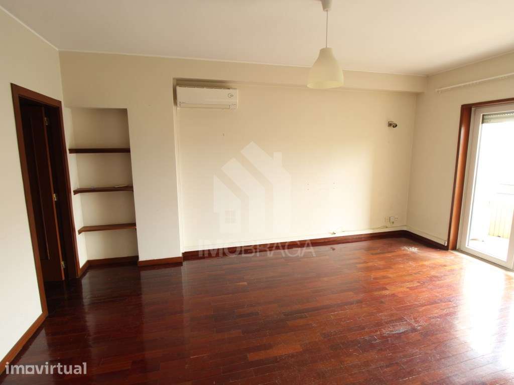 Arrendamento | Apartamento T1+1 com Garagem | S. Vítor, Braga - Grande imagem: 5/31