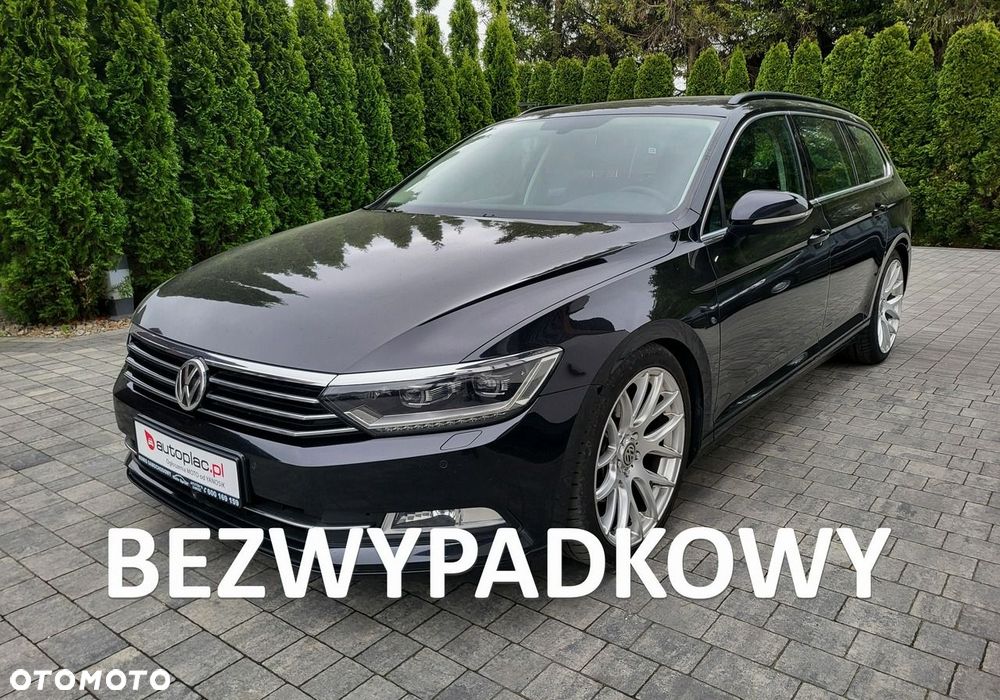 Volkswagen Passat - 1