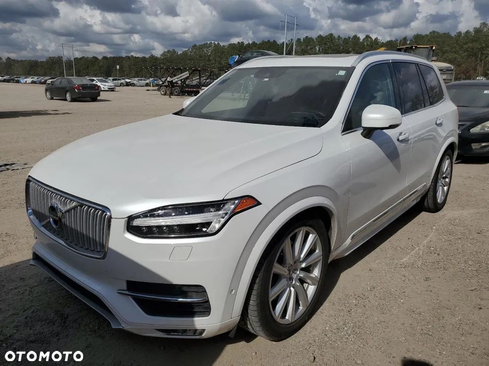 Volvo XC 90 T6 AWD Geartronic Momentum - 2
