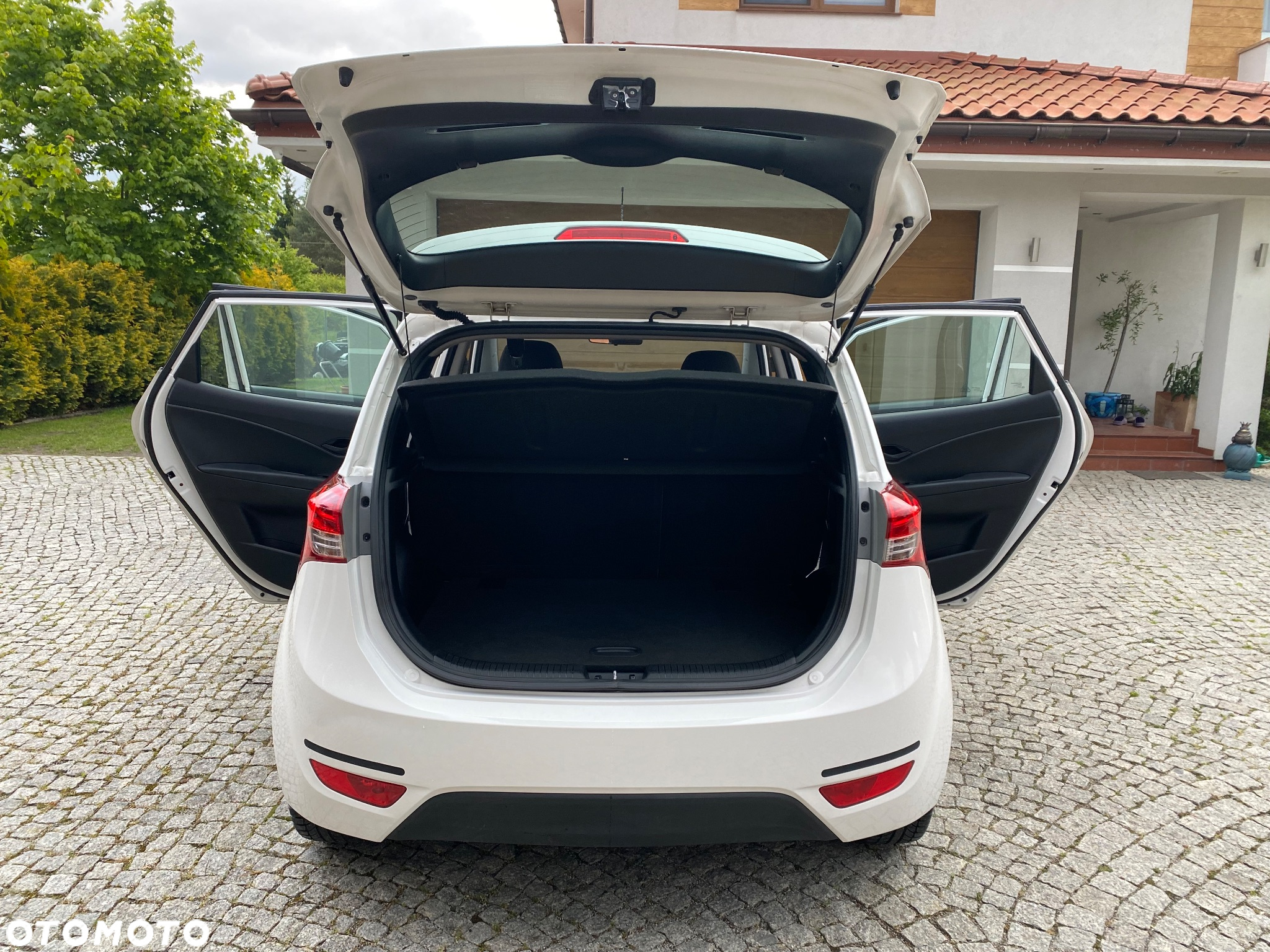Hyundai ix20 1.4 Premium - 15