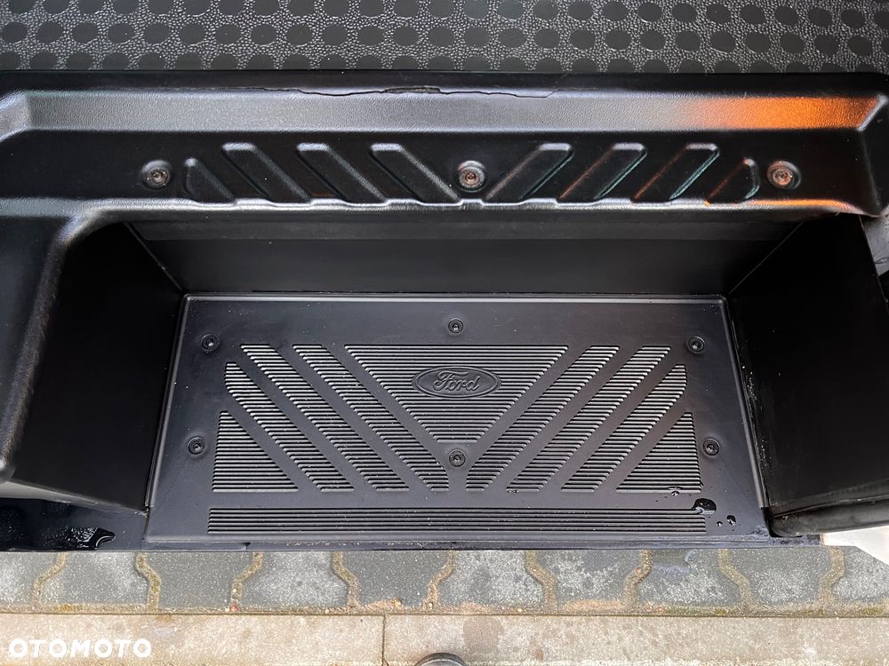 Ford Transit Autobus 17 osobowy - 25