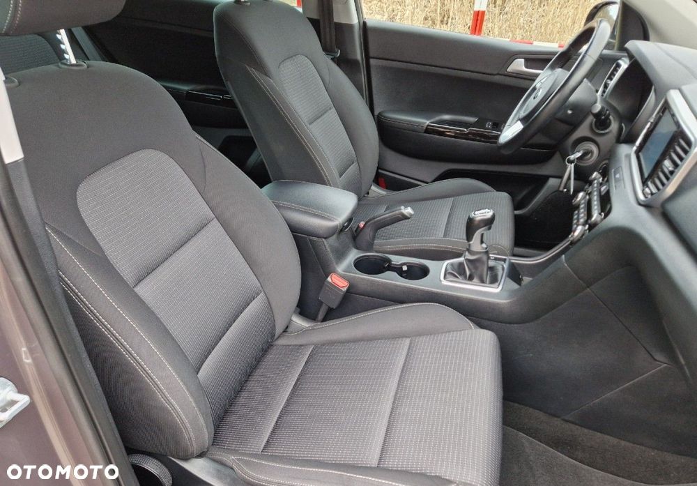 Kia Sportage 1.6 GDI 2WD DREAM-TEAM EDITION - 30