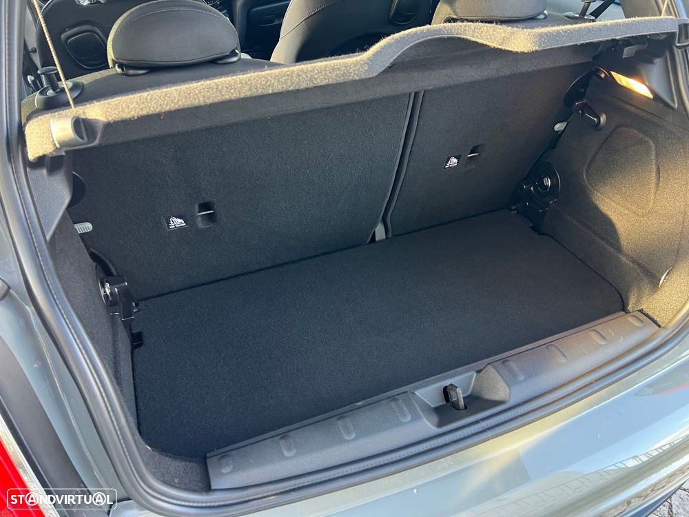 MINI 3 Portas Cooper D - 15