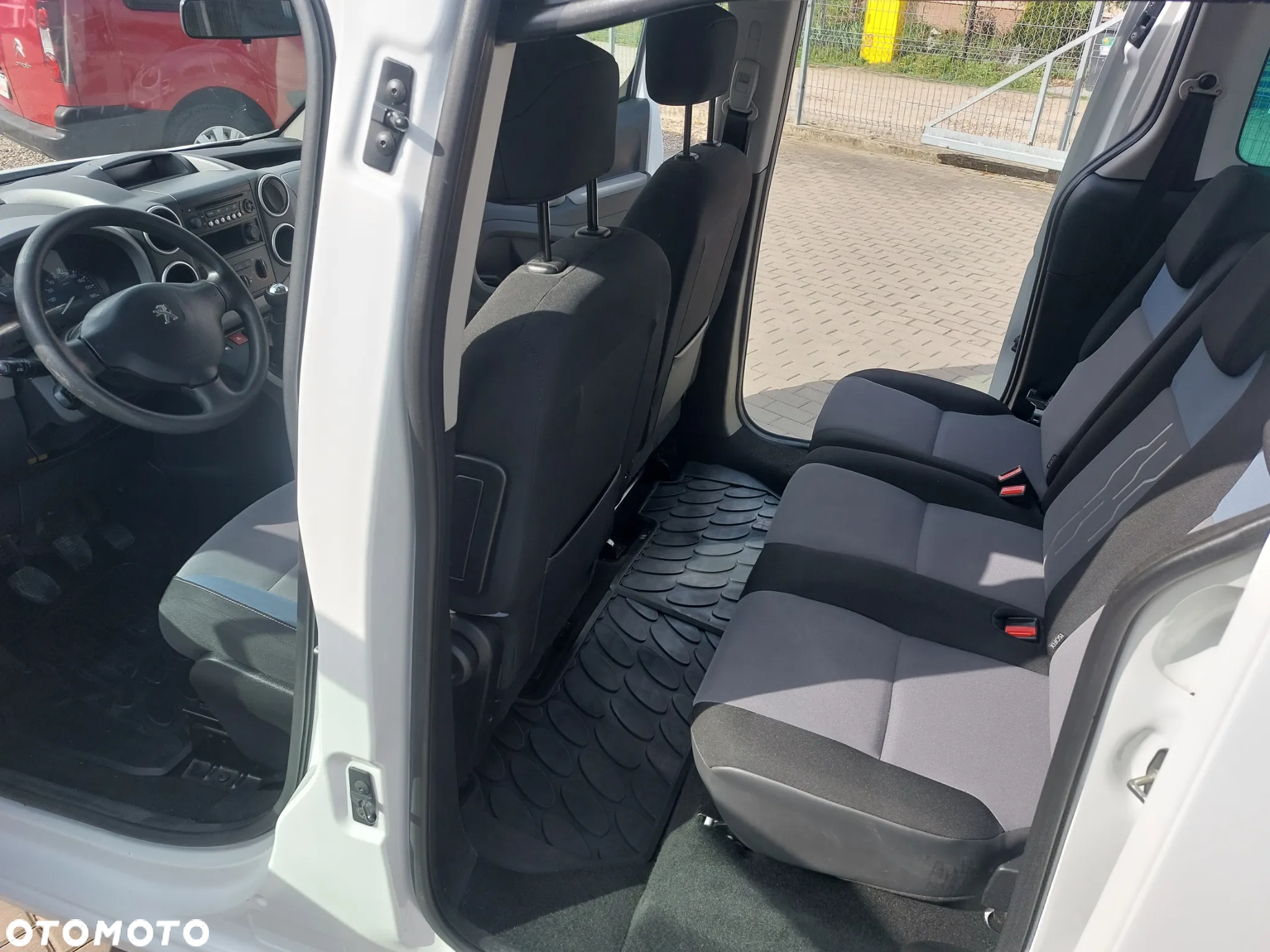 Peugeot Partner 1.6 BlueHDi Active - 16