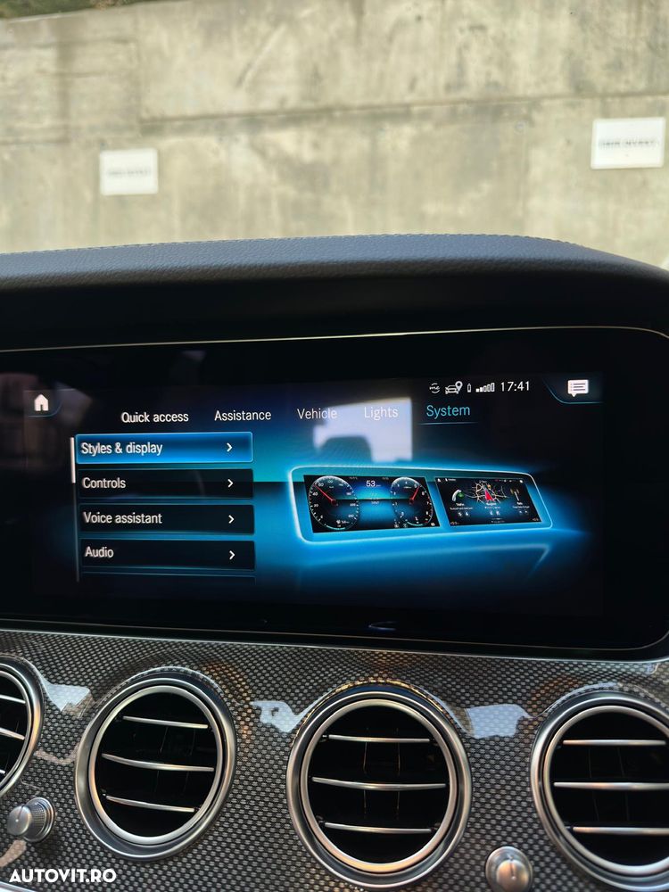 Mercedes-Benz E 300 9G-TRONIC AMG Line - 13