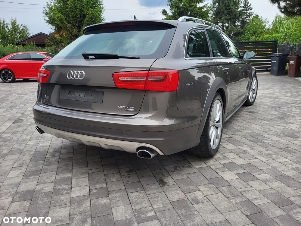 Audi A6 Allroad - 12