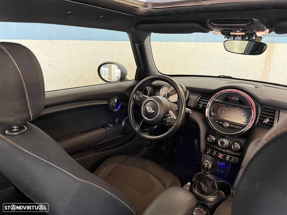 MINI 3 Portas One - 9