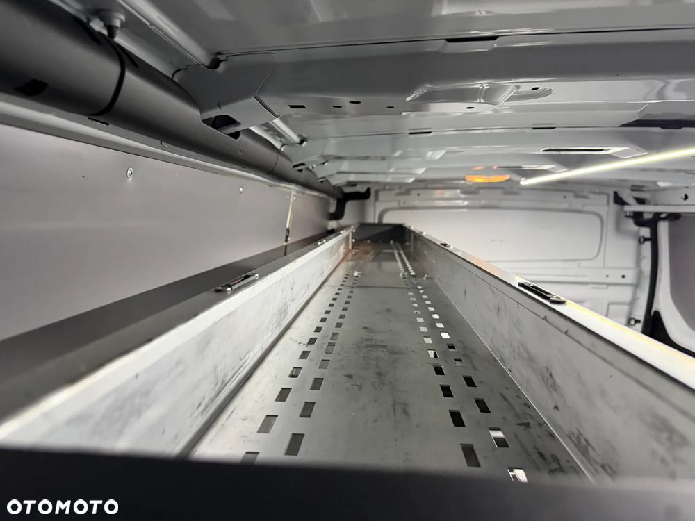 Renault Trafic - 30