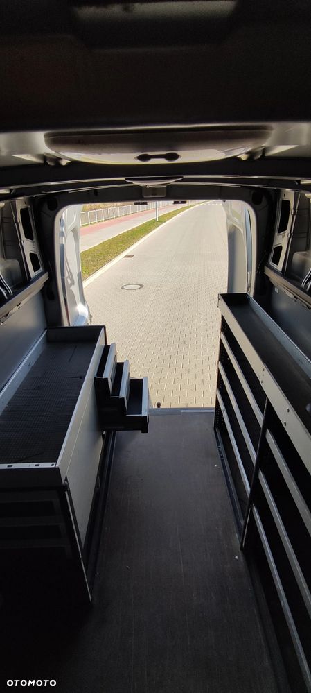 Opel VIVARO - 19