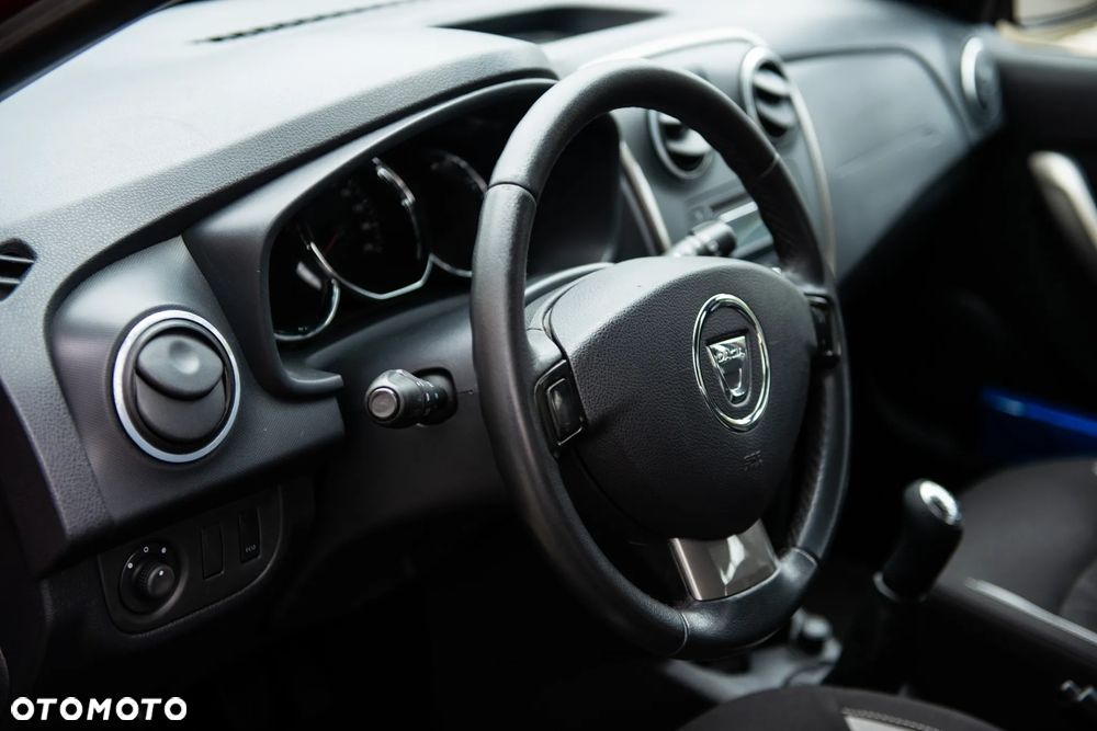 Dacia Sandero TCe 90 Celebration - 18