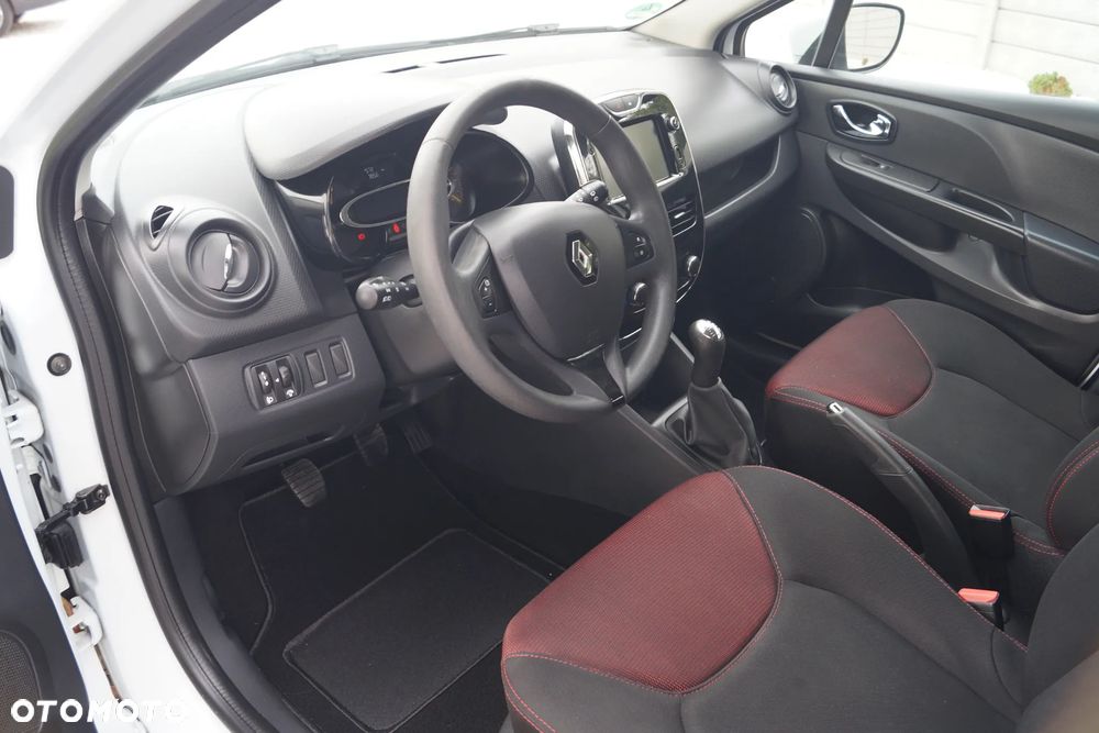 Renault Clio 1.2 16V 75 LIMITED - 5
