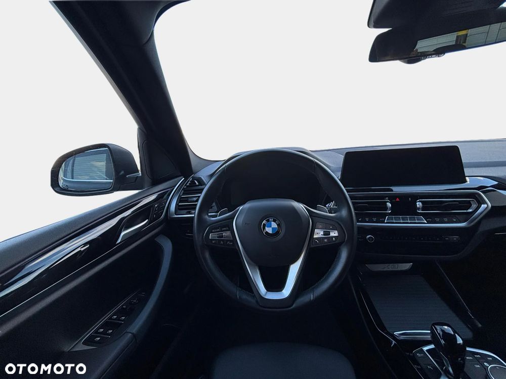 BMW X3 xDrive20i GPF Business Edition - 11