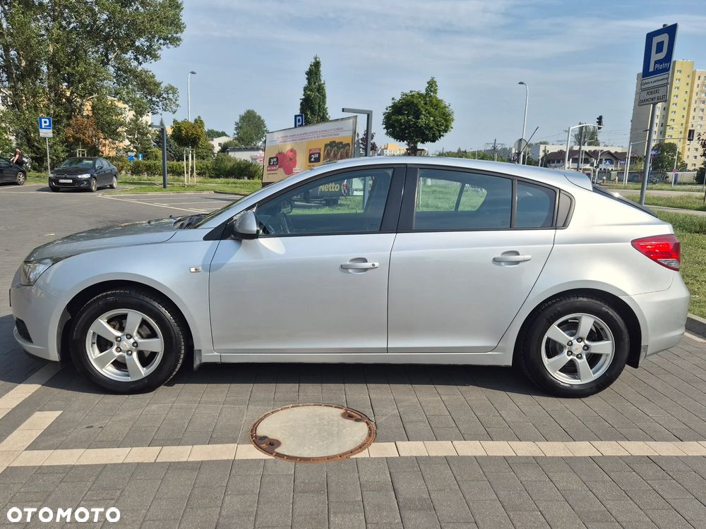 Chevrolet Cruze 1.8 LT - 2