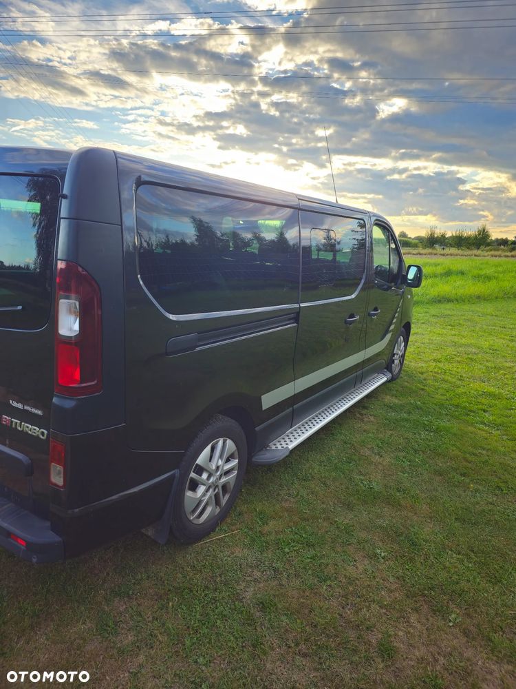 Opel Vivaro - 12