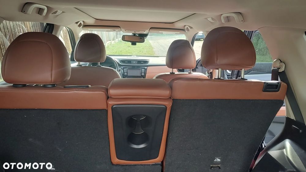 Nissan Rogue - 17