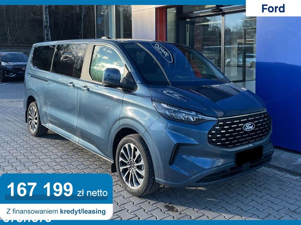 Ford Tourneo Custom - 1