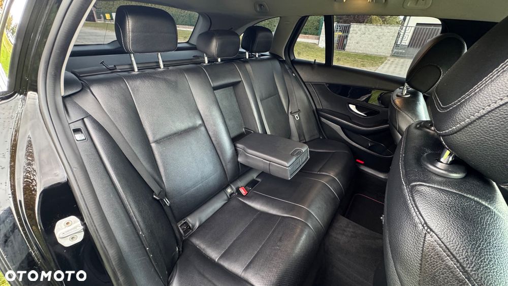 Mercedes-Benz Klasa C 200 d T 7G-TRONIC Avantgarde - 19