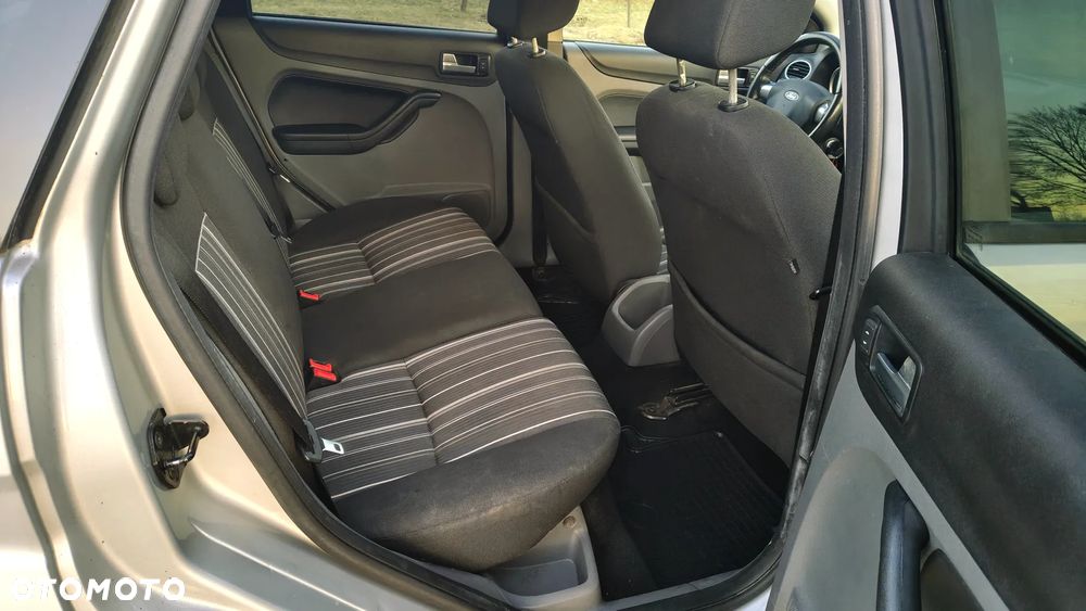Ford Focus 1.6 FX Silver - 7
