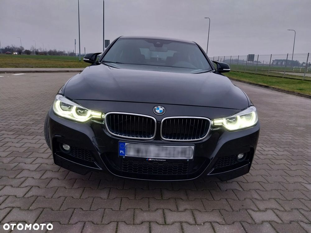 BMW Seria 3 320d Edition M Sport Shadow - 4