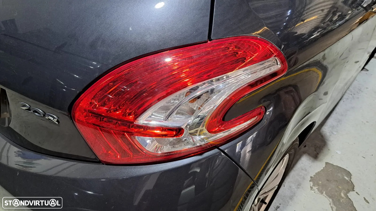 PEUGEOT 208 I 1.4 HDI PARA PEÇAS - 15
