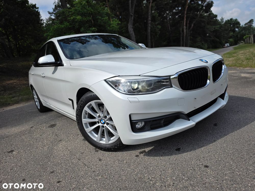 BMW Seria 3 318d DPF - 6