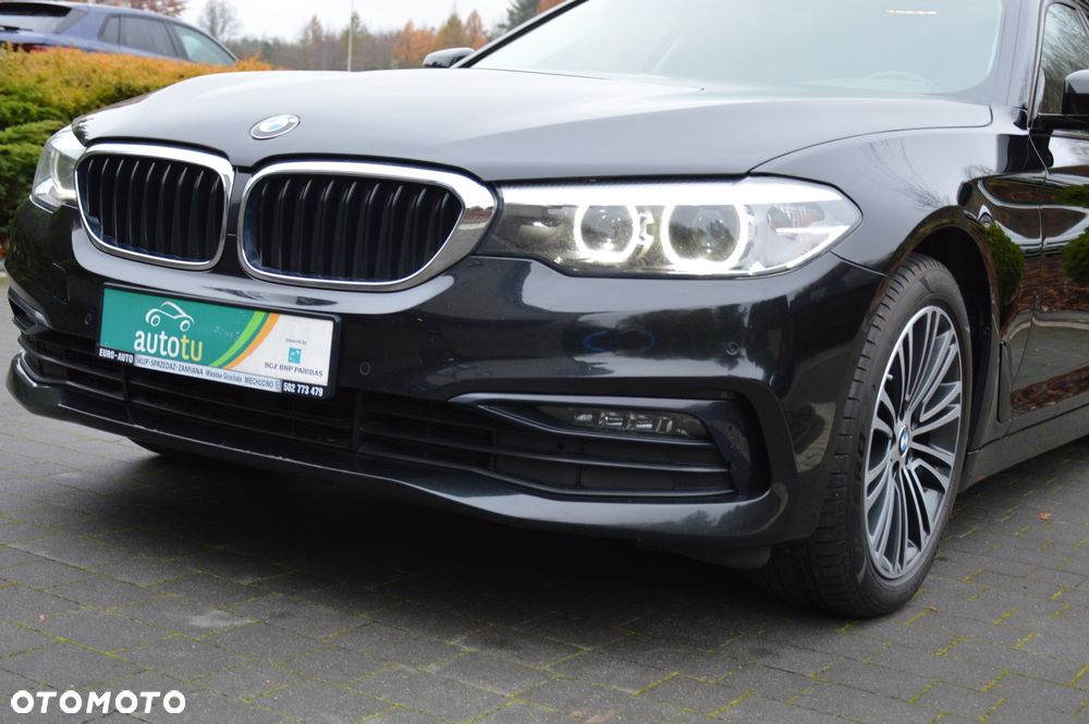 BMW Seria 5 520d xDrive Sport Line sport - 39